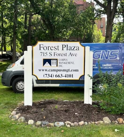 Exterior Signage Photo